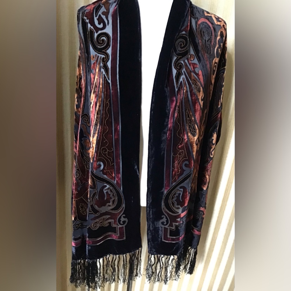 Gorgeous Burnout Velvet Shawl